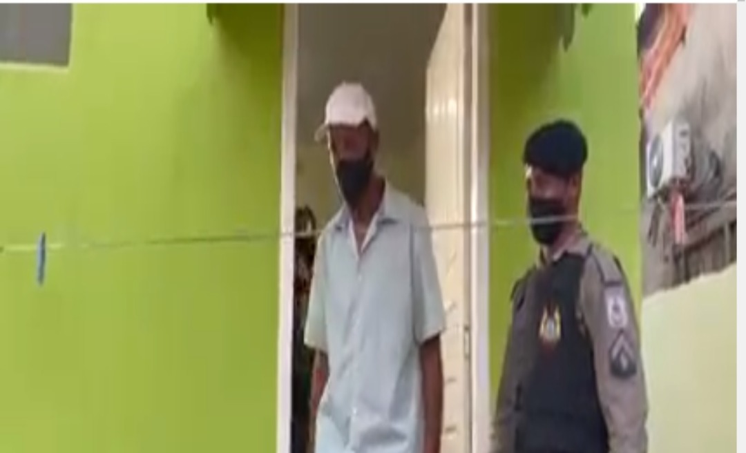 Após quase R$ 100 mil em doações, picolezeiro ganha casa própria mobiliada